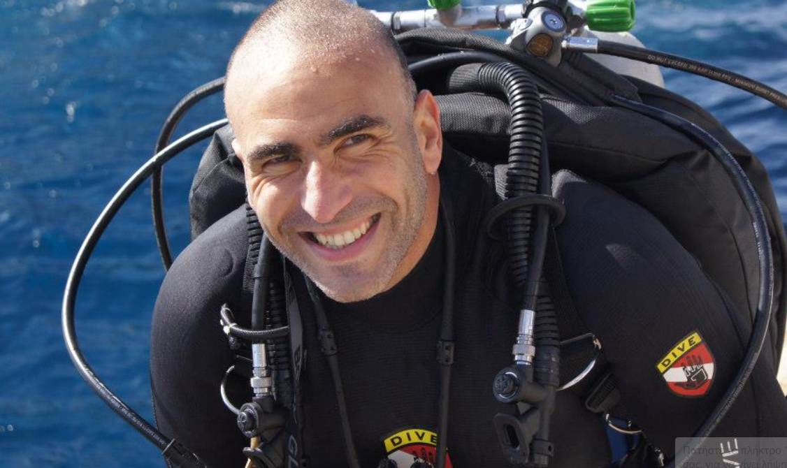 Ahmed Gabr - Ρεκόρ 332,35μ